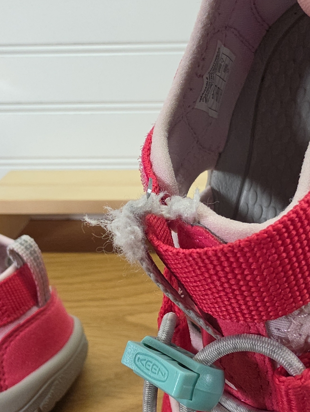 Keen Girls Newport H2 Sandals Raspberry/Giggle Pink Size 1 - Picture 7 of 7